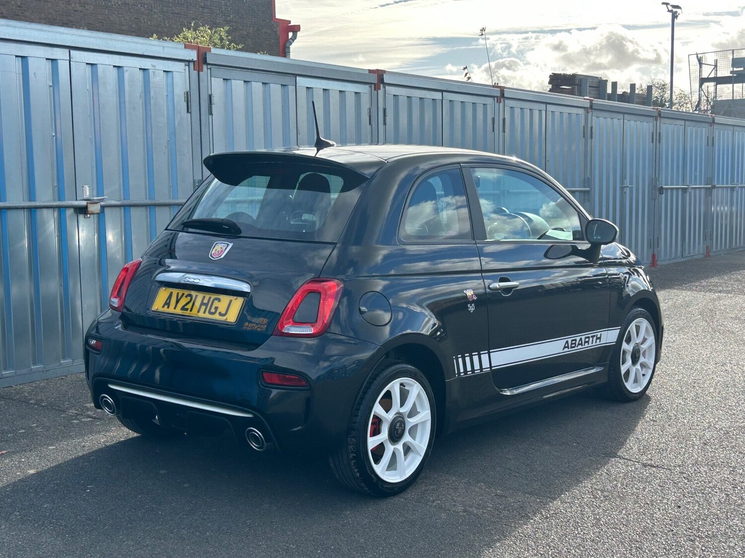 Used Abarth 500 2021 for sale - 76232947: Photo 8