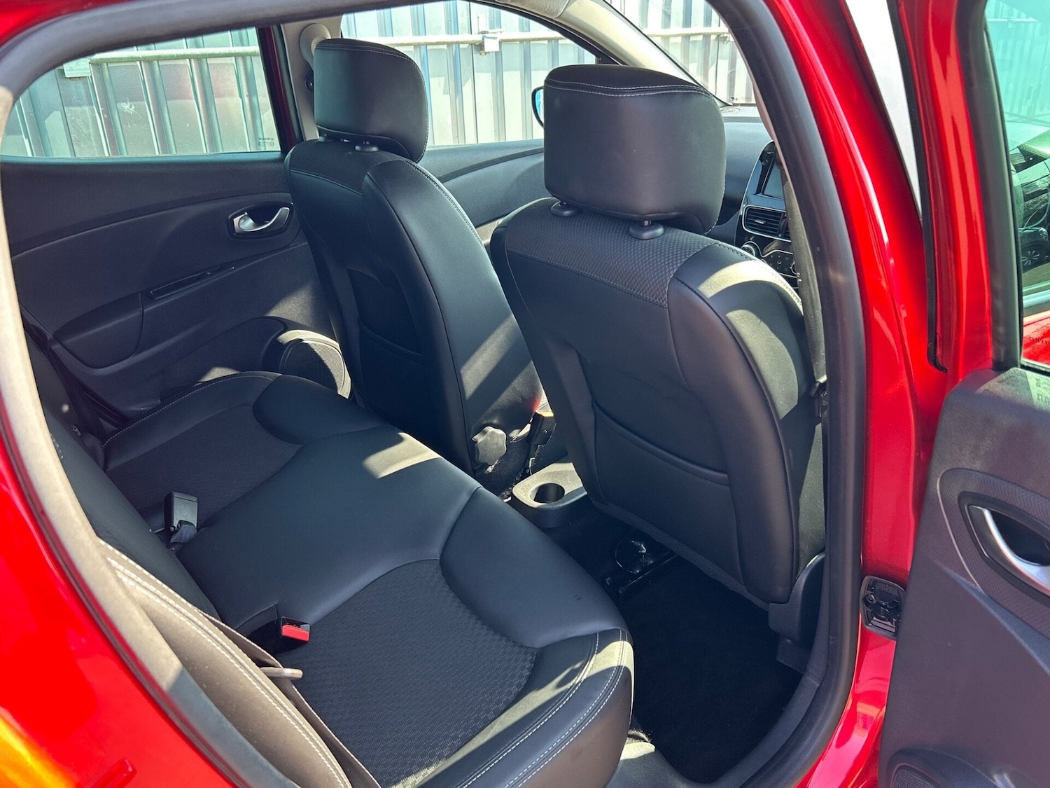 Used Renault Clio 2019 for sale - 77932756: Photo 15