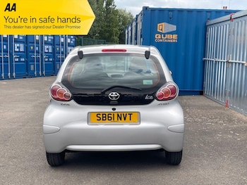 Used Toyota AYGO 2011 for sale - 75960104: Photo