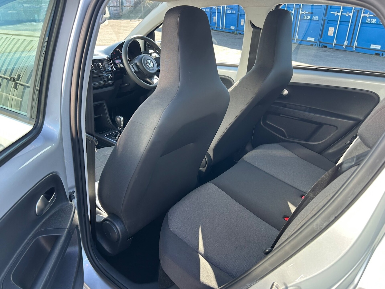 Used Volkswagen up! 2014 for sale - 77974699: Photo 17