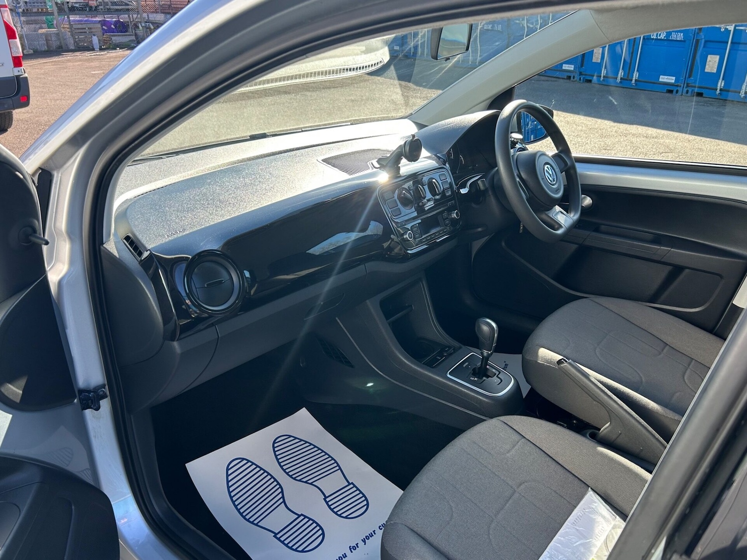 Used Volkswagen up! 2014 for sale - 77974699: Photo 19