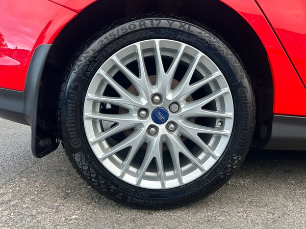 Used Ford Focus 2014 for sale - 76280685: Photo 11