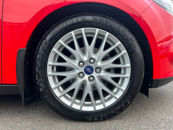 Used Ford Focus 2014 for sale - 76280685: Photo 12