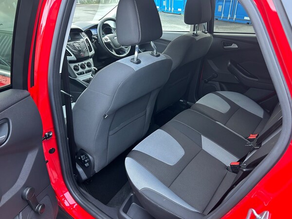 Used Ford Focus 2014 for sale - 76280685: Photo 16