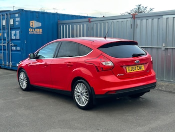 Used Ford Focus 2014 for sale - 76280685: Photo 2