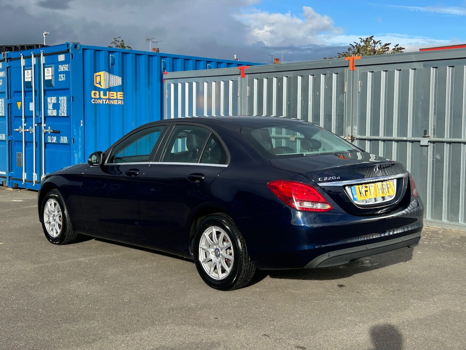 Used Mercedes-Benz C Class 2017 for sale - 76312226: Photo 2