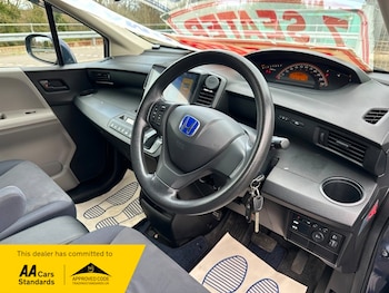 Used Honda Freed 2008 for sale - 79375305: Photo