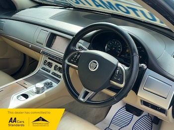 Used Jaguar XF 2011 for sale - 79375286: Photo