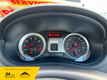 Used Renault Clio 2012 for sale - 79375299: Photo