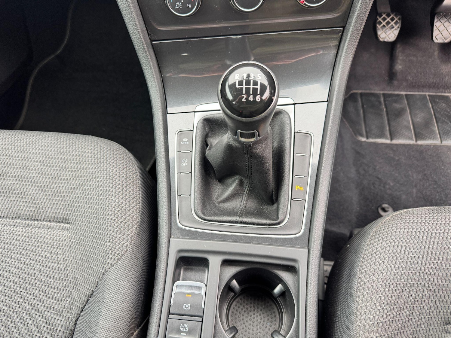 Used Volkswagen Golf 2017 for sale - 77779479: Photo 16