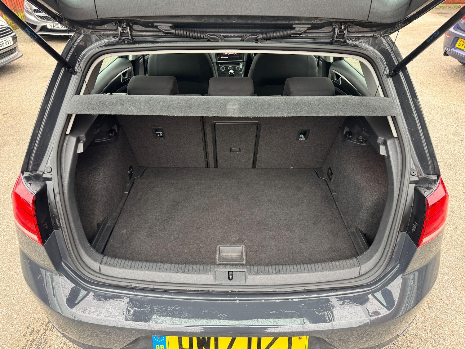 Used Volkswagen Golf 2017 for sale - 77779479: Photo 23