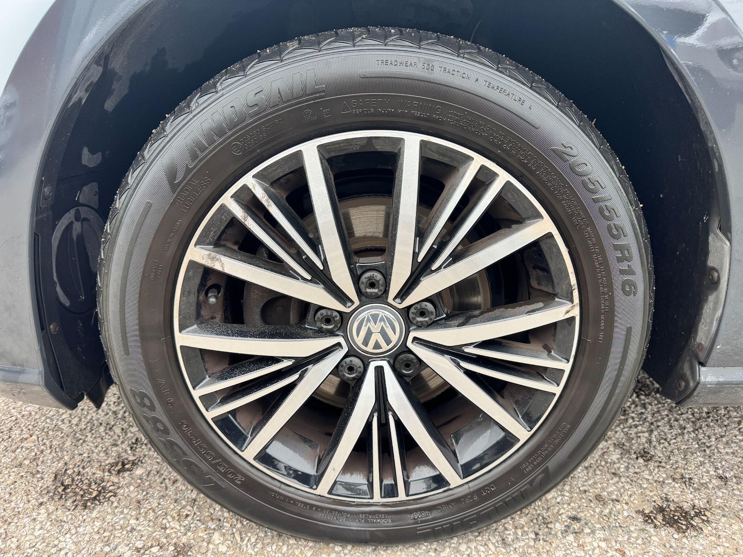 Used Volkswagen Golf 2017 for sale - 77779479: Photo 32