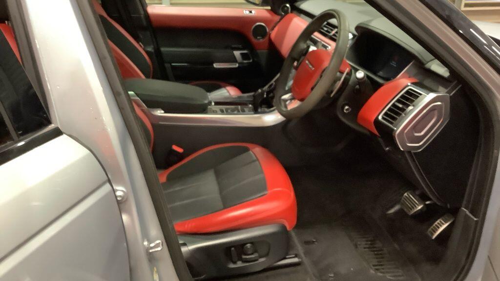 Used Land Rover Range Rover Sport 2020 for sale - 77350476: Photo 2