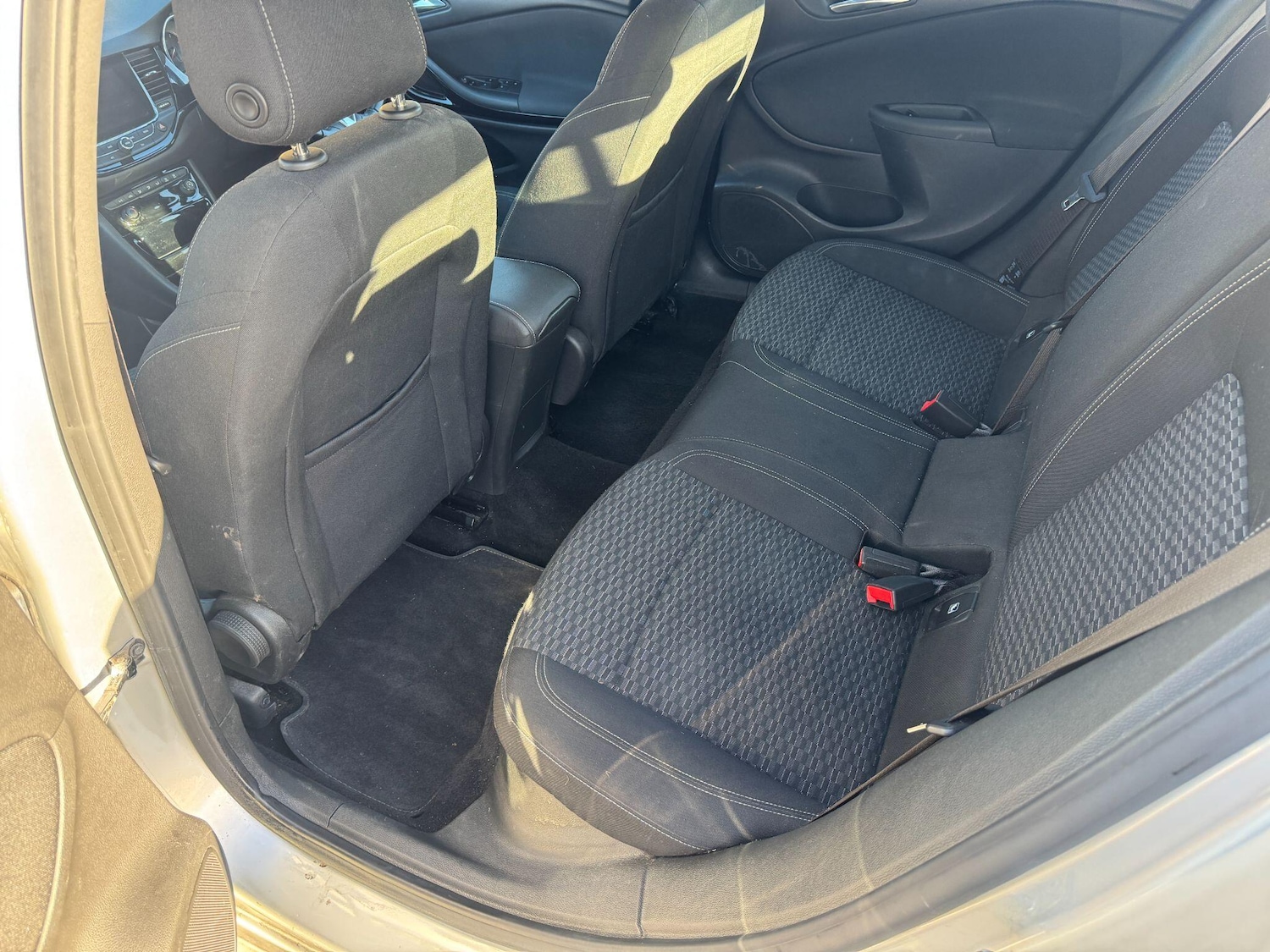 Used Vauxhall Astra 2018 for sale - 77249392: Photo 18