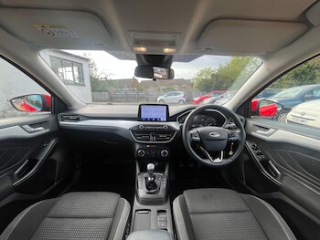 Used Ford Focus 2021 for sale - 77249360: Photo