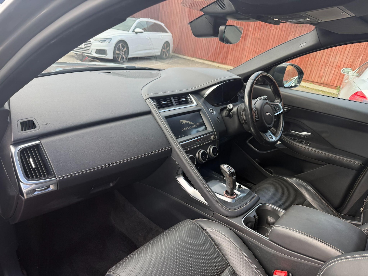 Used Jaguar E-Pace 2018 for sale - 77249362: Photo 24