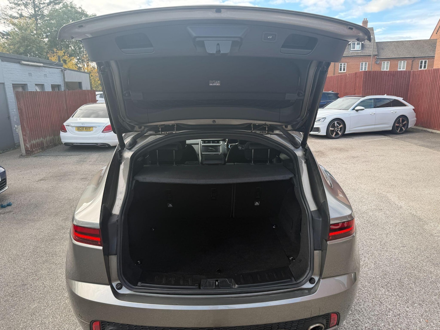 Used Jaguar E-Pace 2018 for sale - 77249362: Photo 30