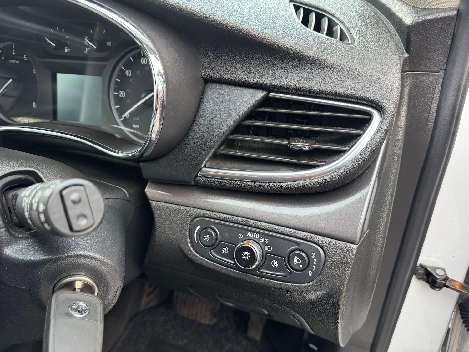 Used Vauxhall Mokka X 2017 for sale - 77382097: Photo 23