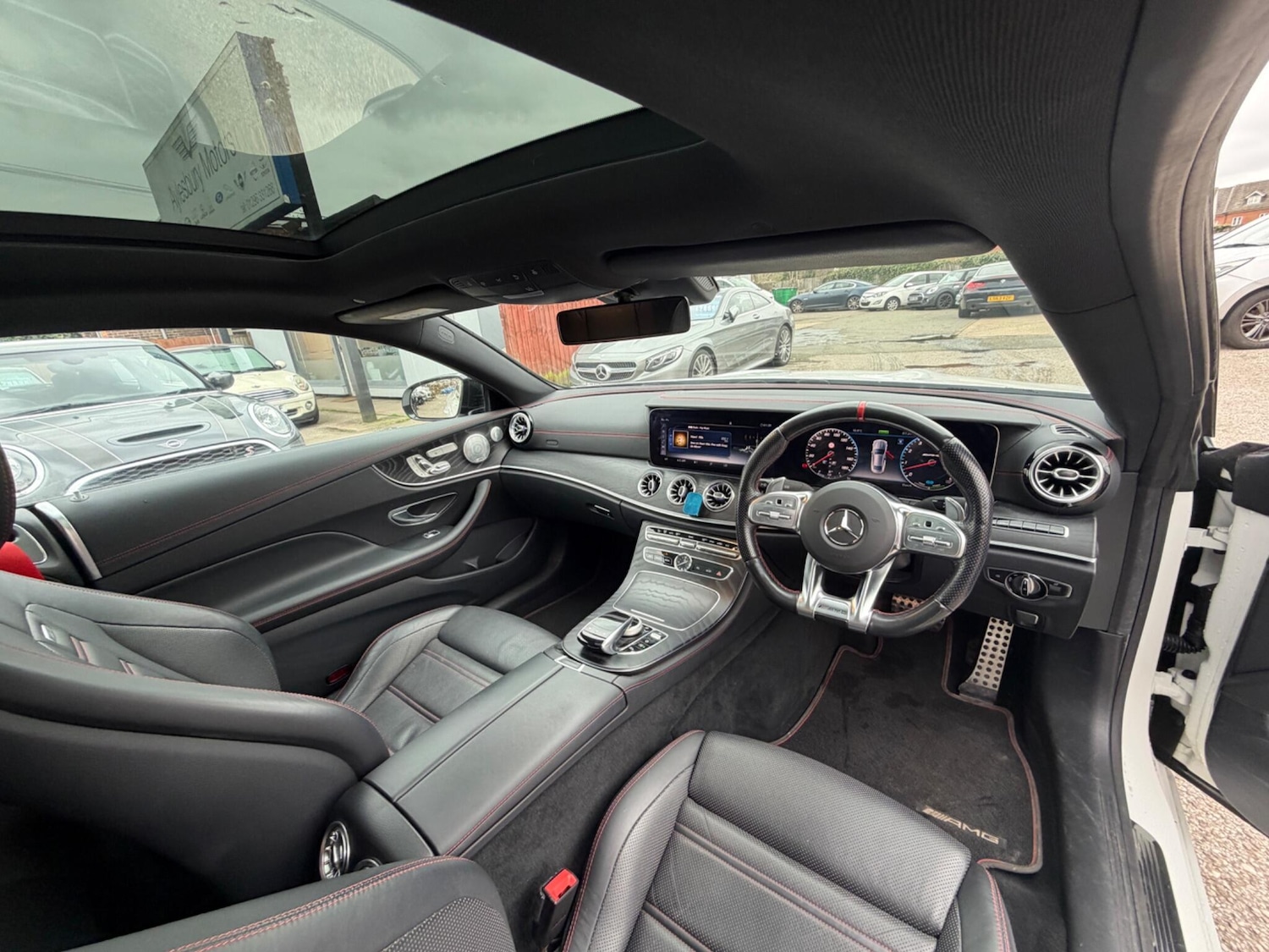 Used Mercedes-Benz E Class 2018 for sale - 77779448: Photo 2