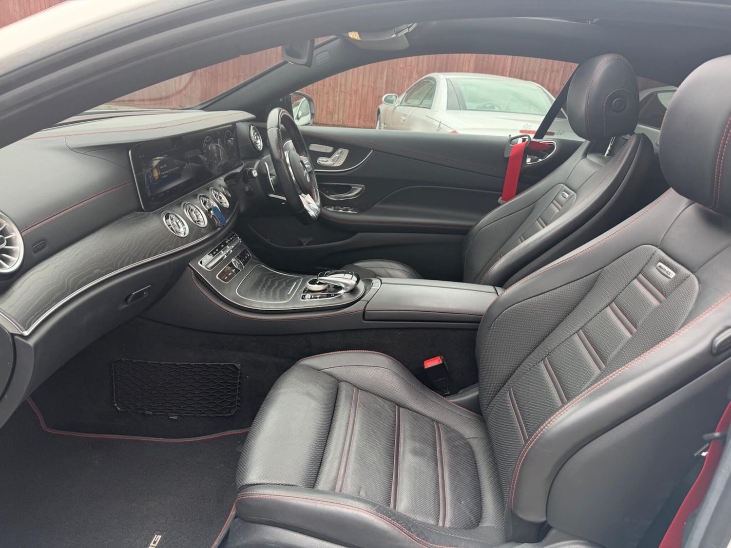 Used Mercedes-Benz E Class 2018 for sale - 77779448: Photo 30