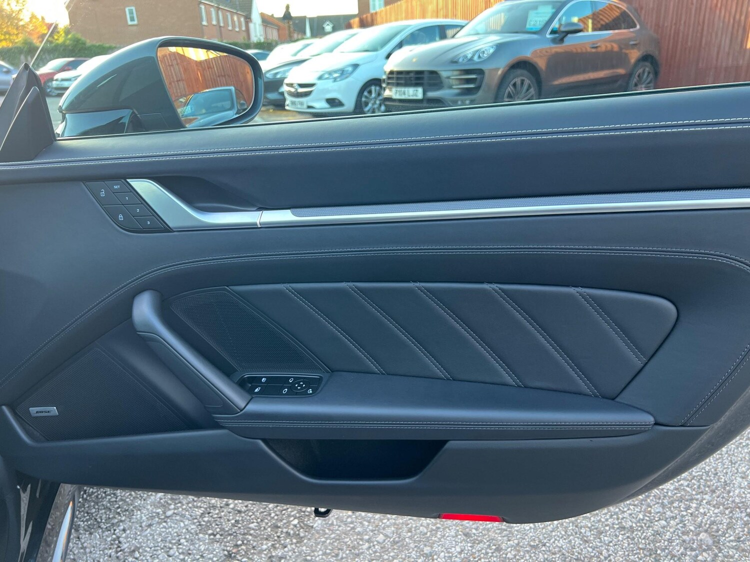 Used Porsche 911 for sale - 77249339: Photo 57