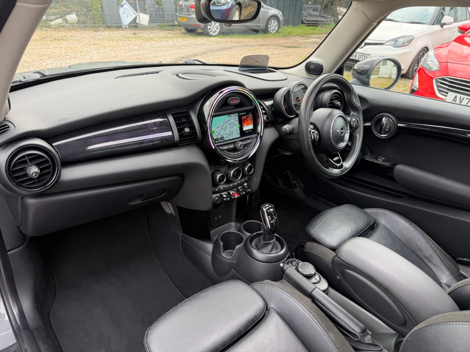 Used MINI Hatch 2018 for sale - 77779440: Photo 2