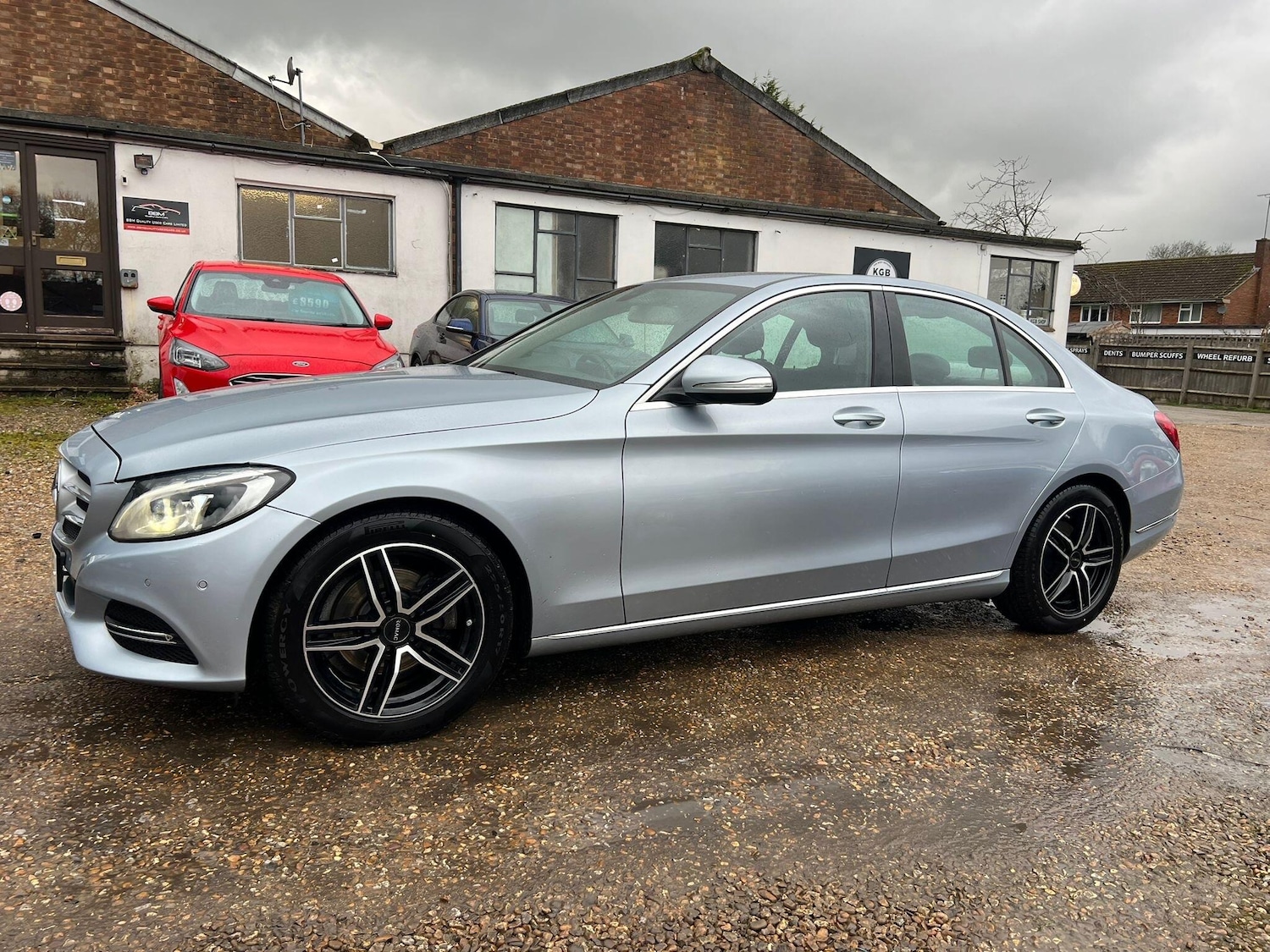 Used Mercedes-Benz C Class 2015 for sale - 77779470: Photo 6