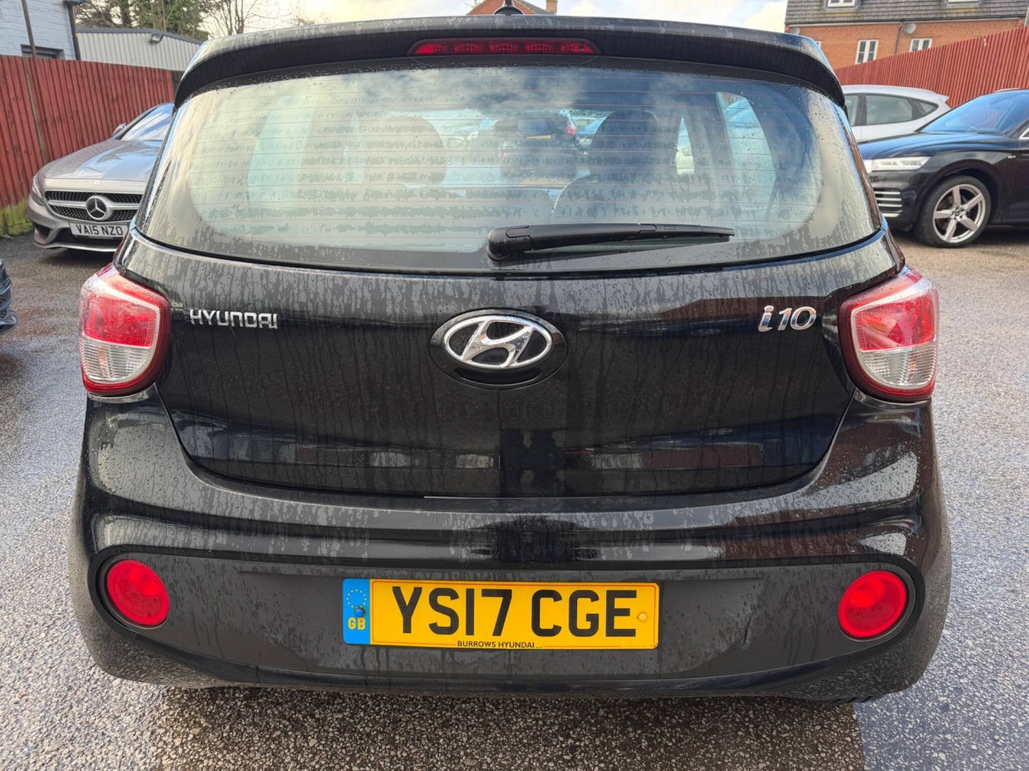 Used Hyundai i10 2017 for sale - 77249364: Photo 12