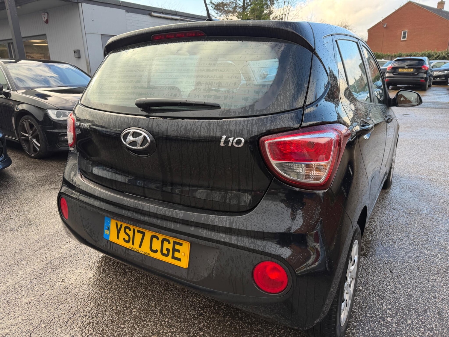 Used Hyundai i10 2017 for sale - 77249364: Photo 16