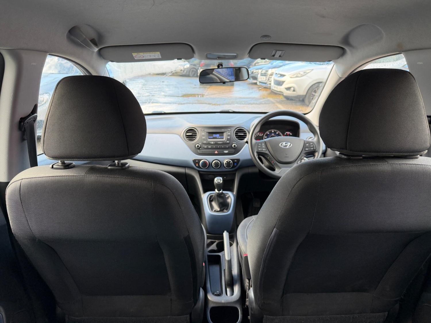 Used Hyundai i10 2017 for sale - 77249364: Photo 17