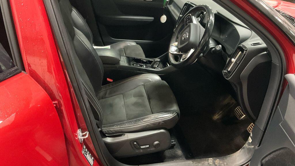 Used Volvo XC40 2019 for sale - 77249391: Photo 2