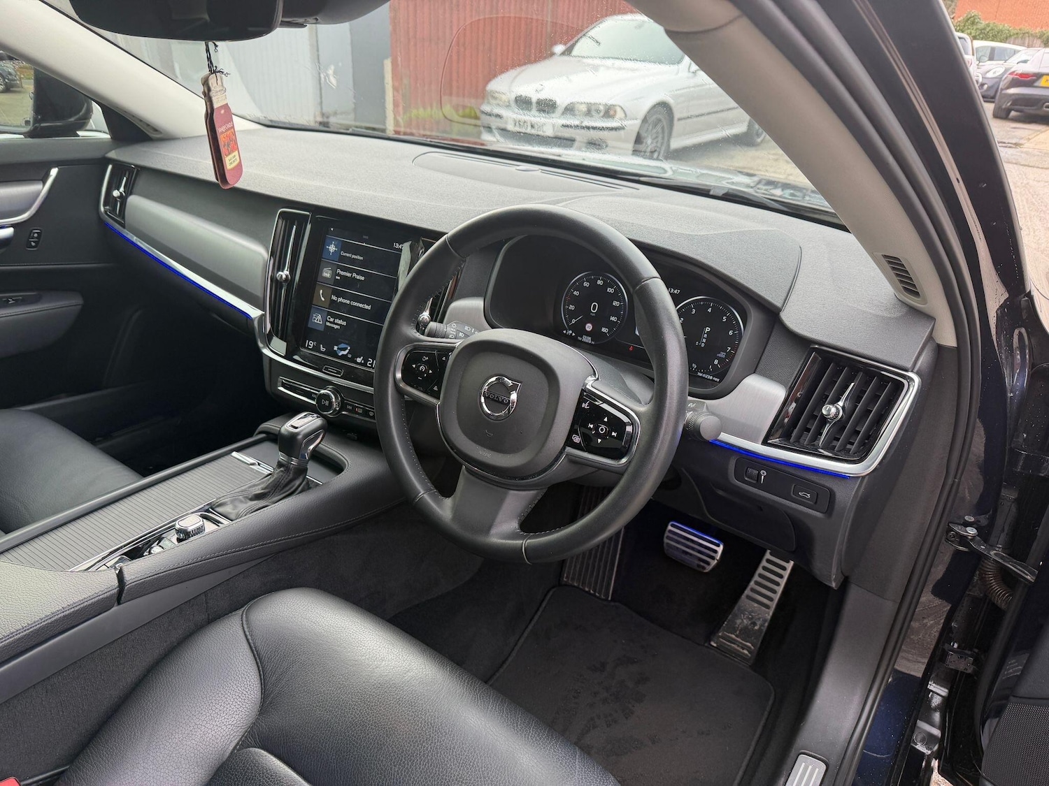 Used Volvo S90 2019 for sale - 77570901: Photo 2