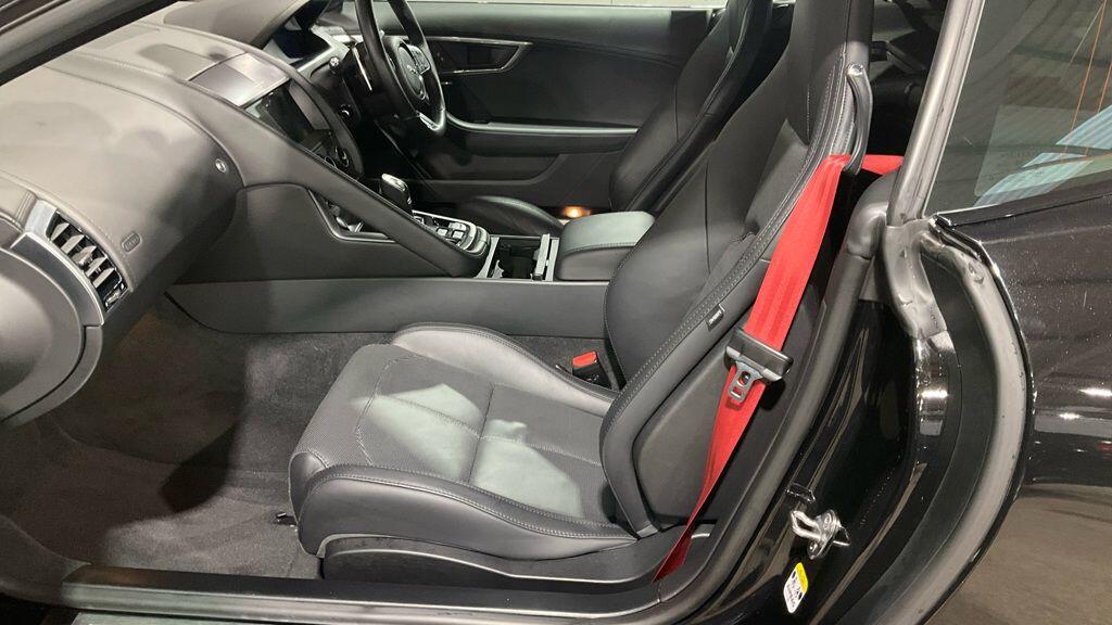 Used Jaguar F-Type 2020 for sale - 77249388: Photo 8