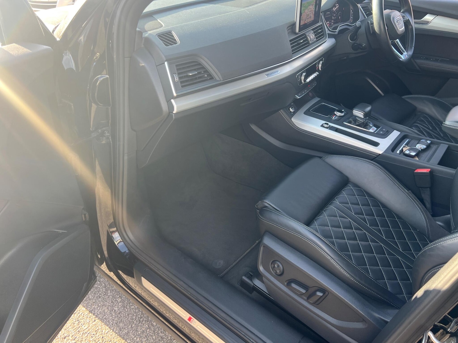 Used Audi Q5 2018 for sale - 77249367: Photo 43