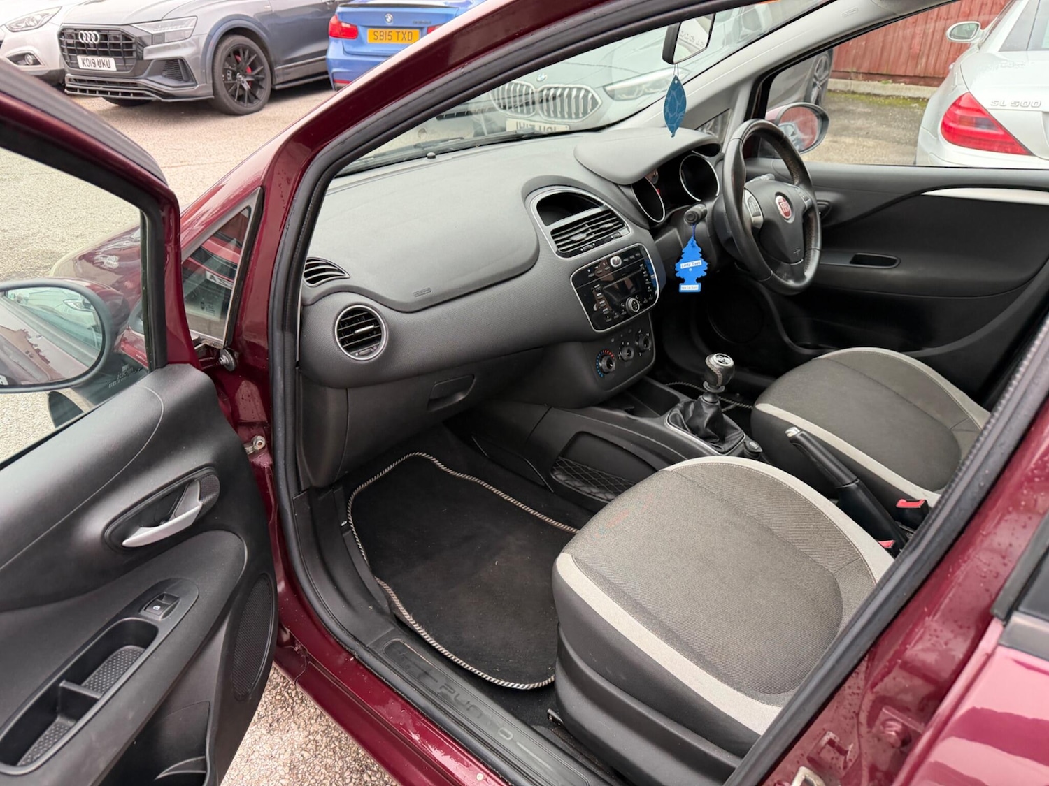 Used Fiat Punto 2012 for sale - 77327286: Photo 19