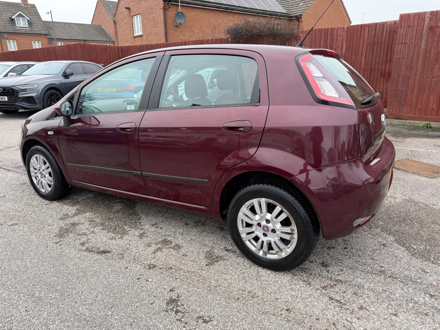 Used Fiat Punto 2012 for sale - 77327286: Photo 22
