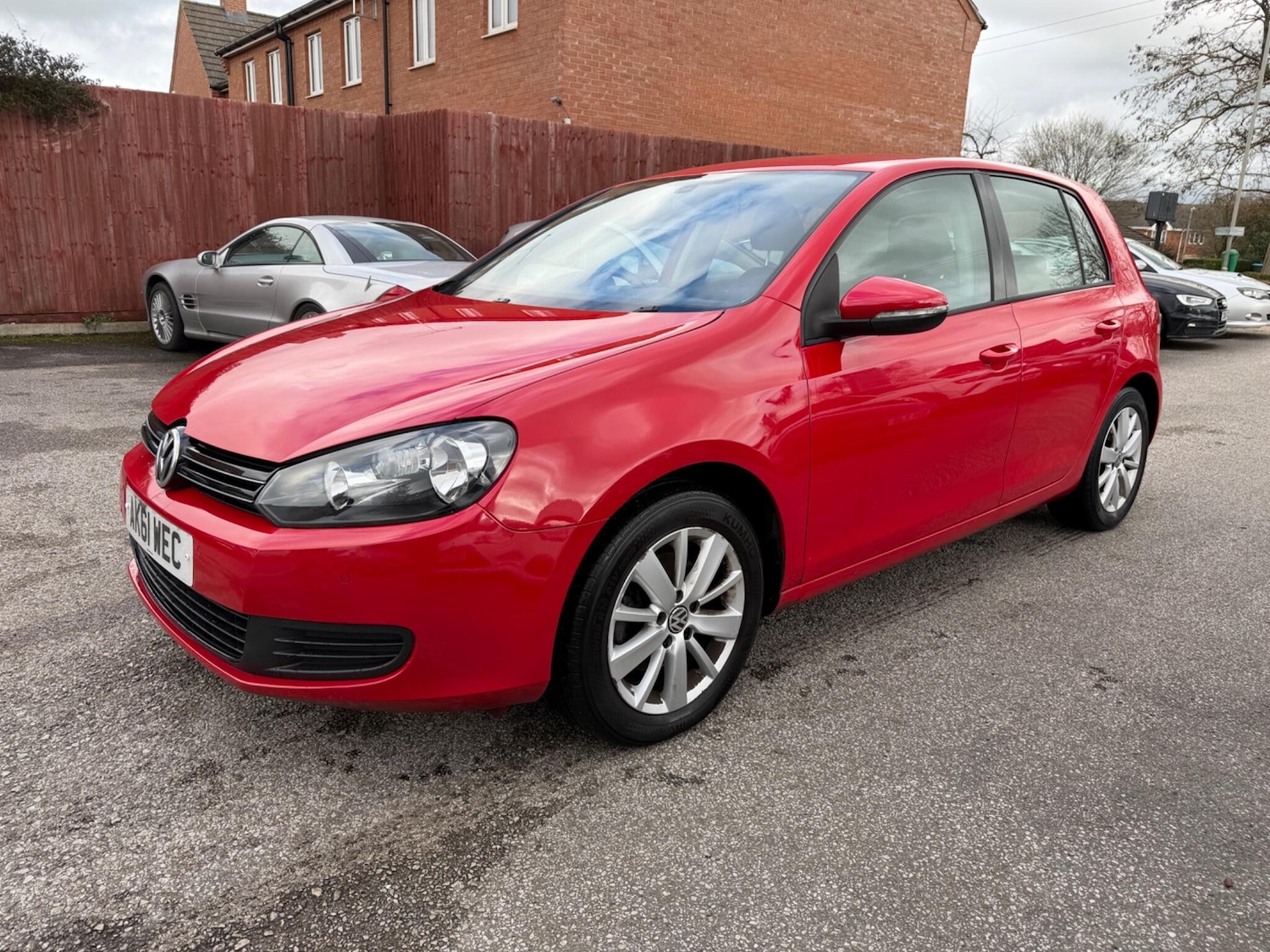 Used Volkswagen Golf 2011 for sale - 77692068: Photo 12