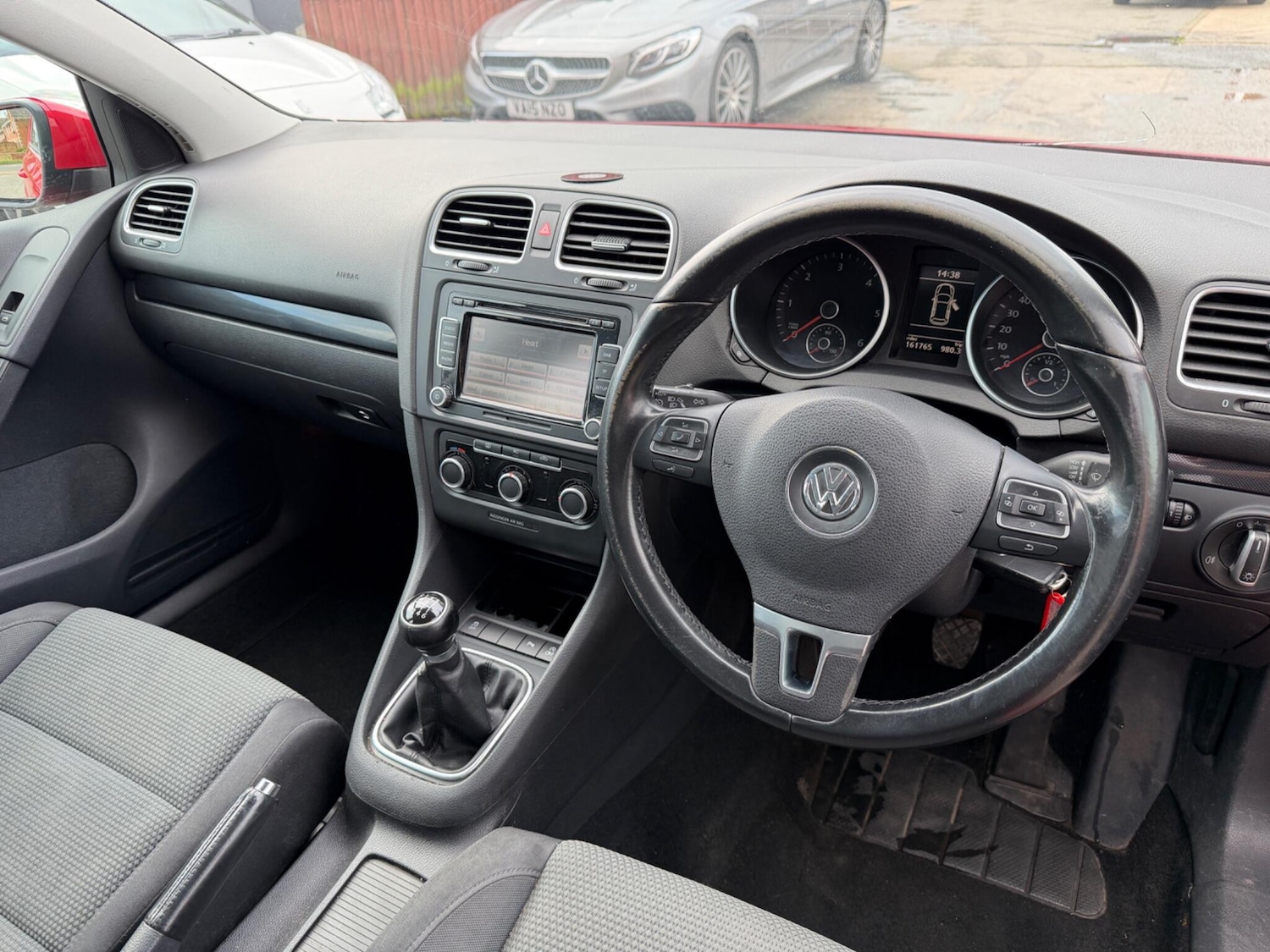 Used Volkswagen Golf 2011 for sale - 77692068: Photo 24
