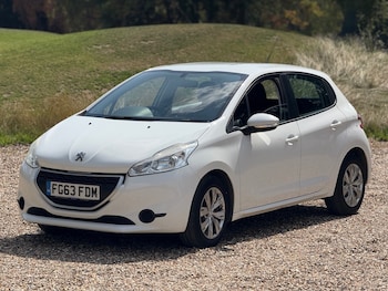 Used Peugeot 208 2013 for sale - 75550614: Photo