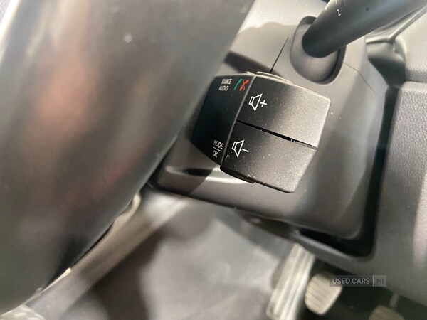 Used Renault Captur 2017 for sale - 74632741: Photo 25