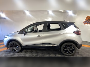 Used Renault Captur 2017 for sale - 79085735: Photo