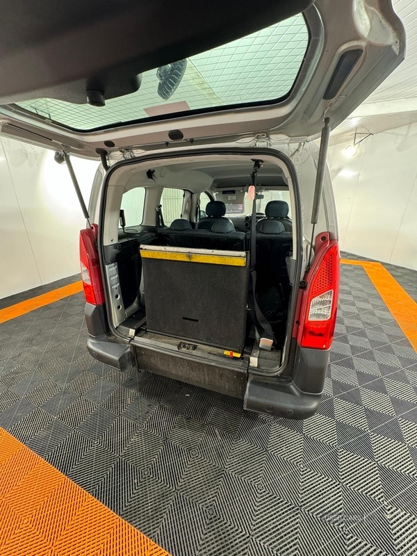 Used Peugeot Partner Tepee 2010 for sale - 76085911: Photo 18