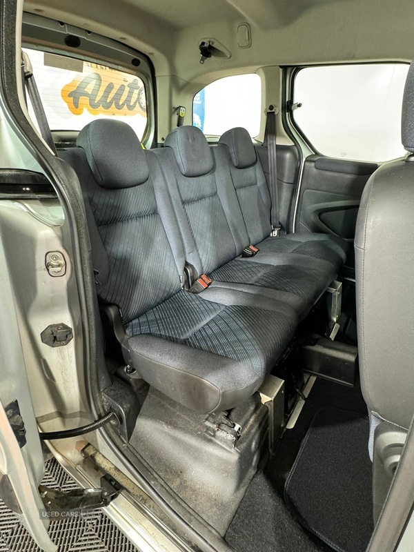 Used Peugeot Partner Tepee 2010 for sale - 76085911: Photo 19