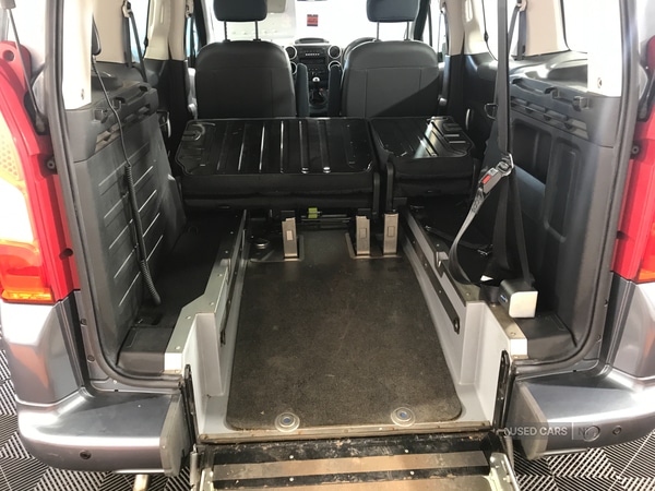 Vehicle 14