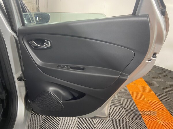 Used Renault Captur 2015 for sale - 75624492: Photo 6
