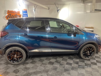 Used Renault Captur 2017 for sale - 77192458: Photo