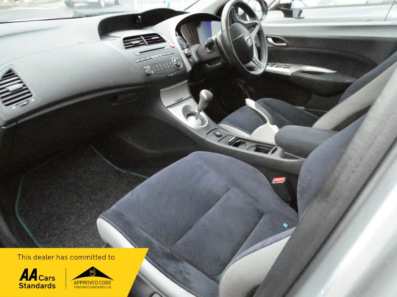 Used Honda Civic 2007 for sale - 76950885: Photo 15