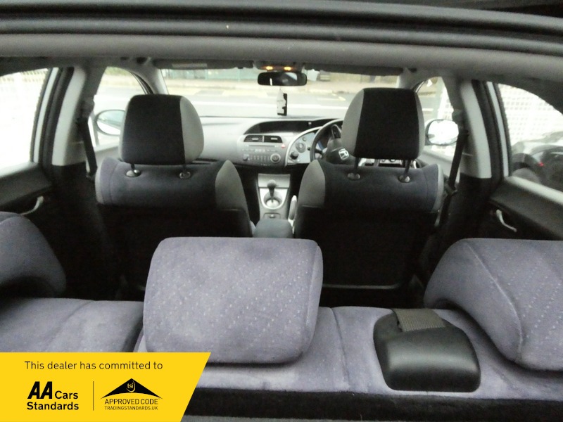 Used Honda Civic 2007 for sale - 76950885: Photo 19