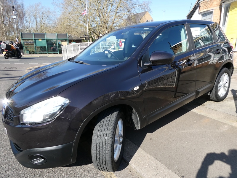 Used Nissan Qashqai 2010 for sale - 77766085: Photo 2