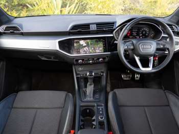 Used Audi Q3 2023 for sale - 74206569: Photo